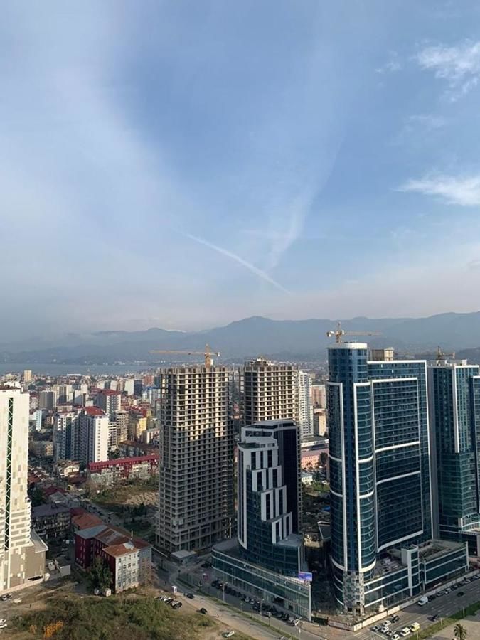 Апарт-отели ORBI CITY - Home on 26th Floor with Sea View Батуми-24