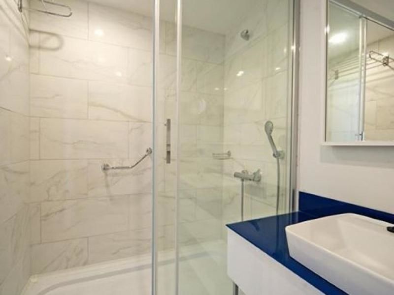 Апарт-отели ORBI CITY - Home on 26th Floor with Sea View Батуми-42