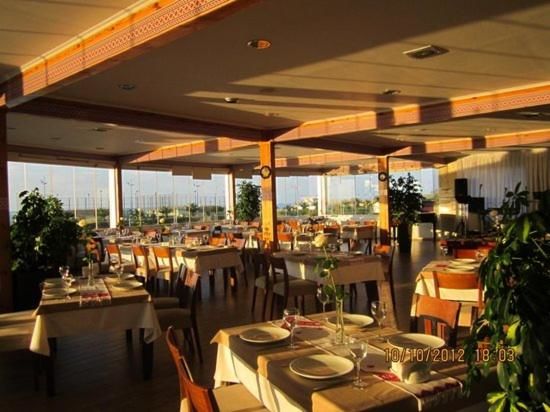 Апарт-отели ORBI CITY - Home on 26th Floor with Sea View Батуми-45